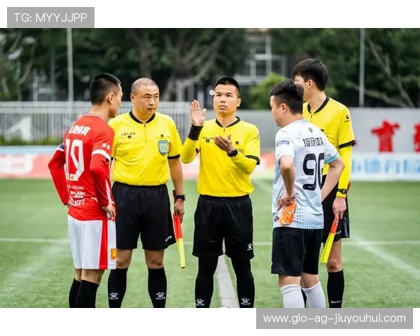 探秘安阳足球联赛门票热潮与现场观赛体验的全景式深度盛会巡礼 探秘安阳足球联赛门票热潮与现场观赛体验的全景式深度盛会巡礼